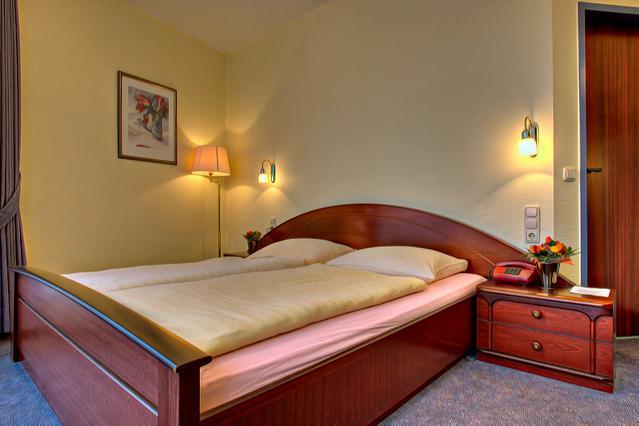 ホテル Astoria Easy エッセン 部屋 写真